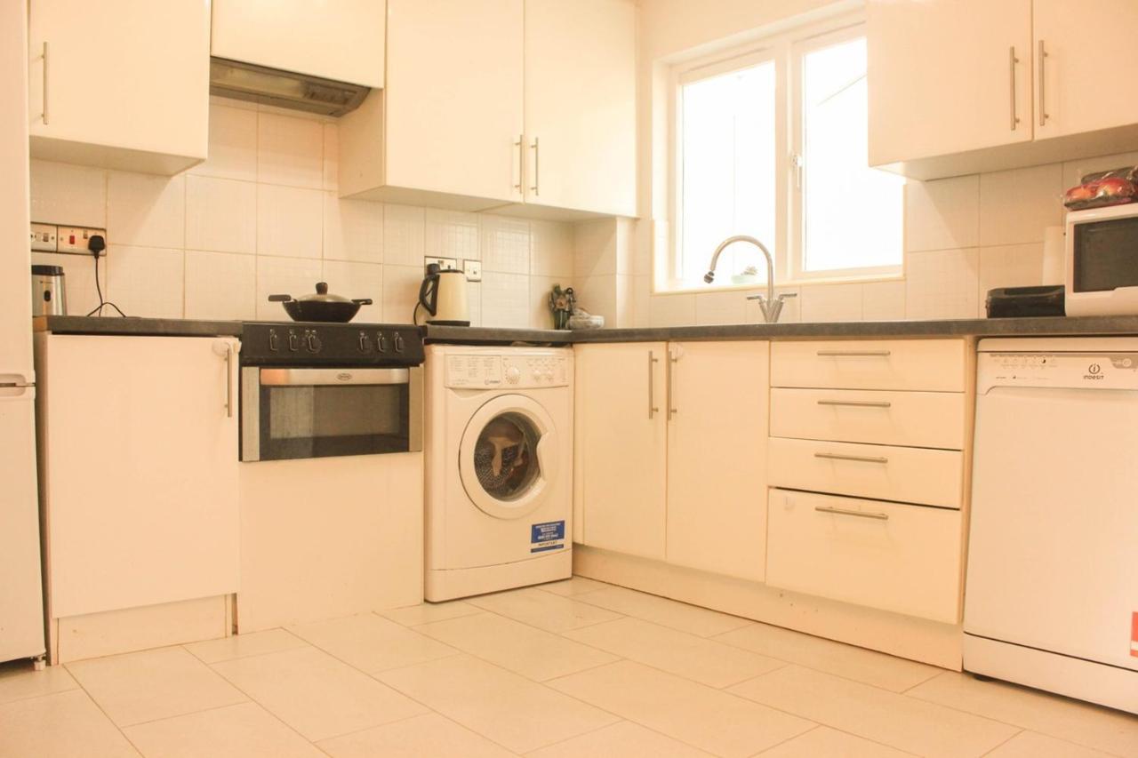 Welcome Home Twin Bedroom Near Heathrow Airport, London Yiewsley Ngoại thất bức ảnh