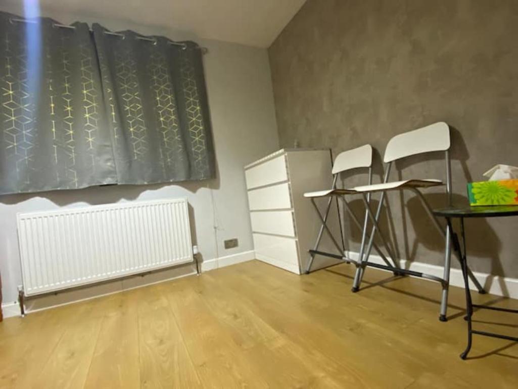 Welcome Home Twin Bedroom Near Heathrow Airport, London Yiewsley Ngoại thất bức ảnh